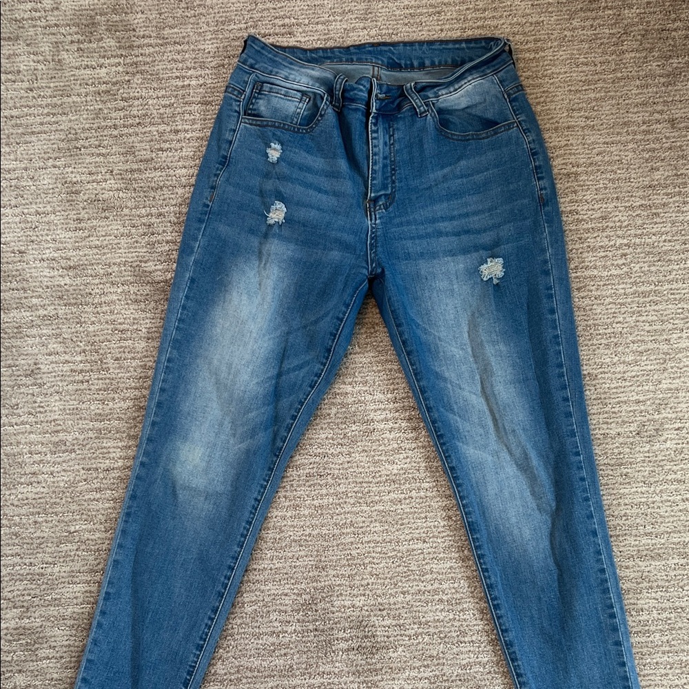 Stylish Blue Distressed Skinny Jeans